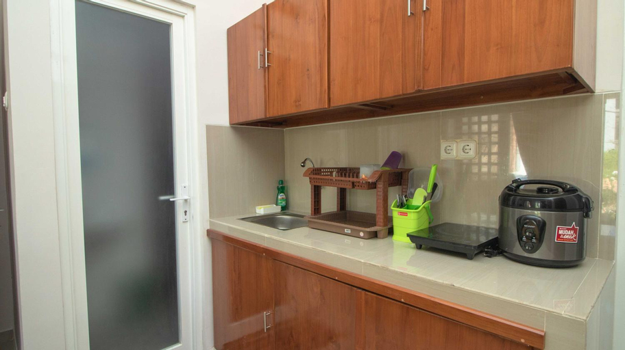 Dining Room 21