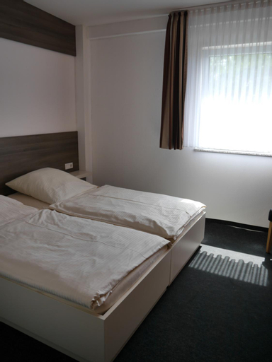 Bedroom 3, Ruhrstadtarena Hotel, Herne