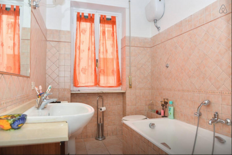 Others 5, B&B Classy Rome, Rome