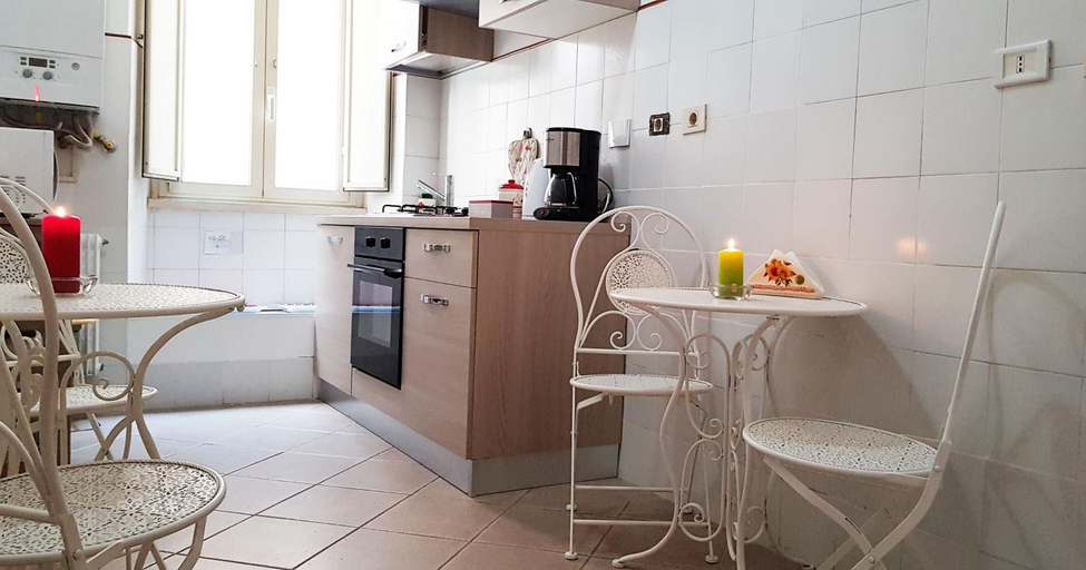 Others 5, Myomax Guesthouse, Rome