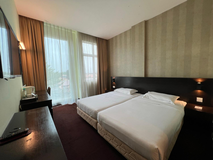 Bedroom 9