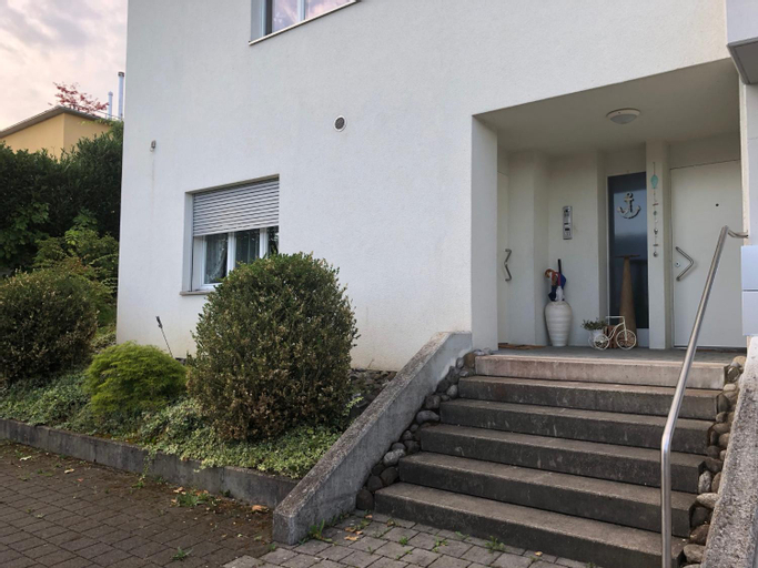 Charming Studio near Rotsee Lucerne Kitchen/WiFi/Wasching machine, Luzern