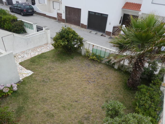 Others 2, Family house with sea view in A dos Cunhados, Torres Vedras