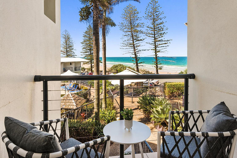 Others 4, Coolum Beachside Studio, Maroochy - Coastal North