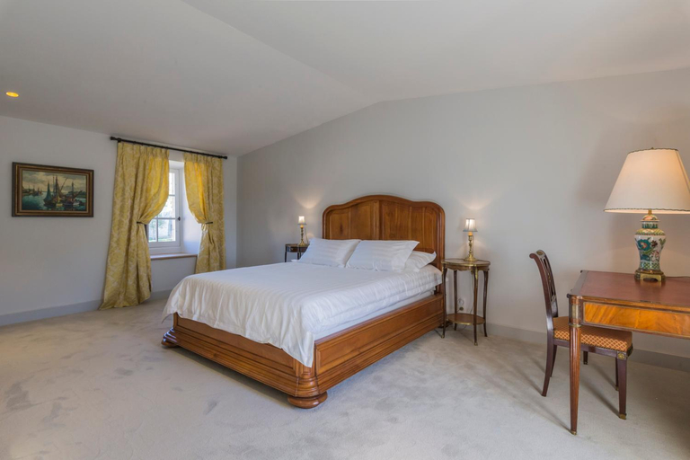 Bedroom 2, Chambres d'hotes de Chateau Renon, Gironde