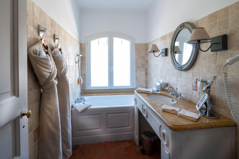 Bathroom 7