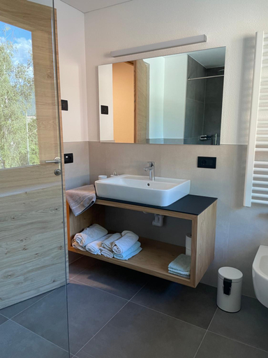 Bathroom 3, Appartments Lindenhof, Bolzano