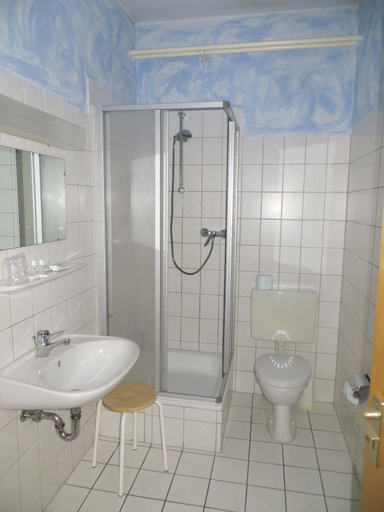 Bathroom 5, Heidehotel Letzlingen, Altmarkkreis Salzwedel