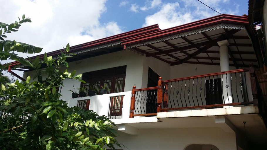 Others 4, Dumi House, Weligama