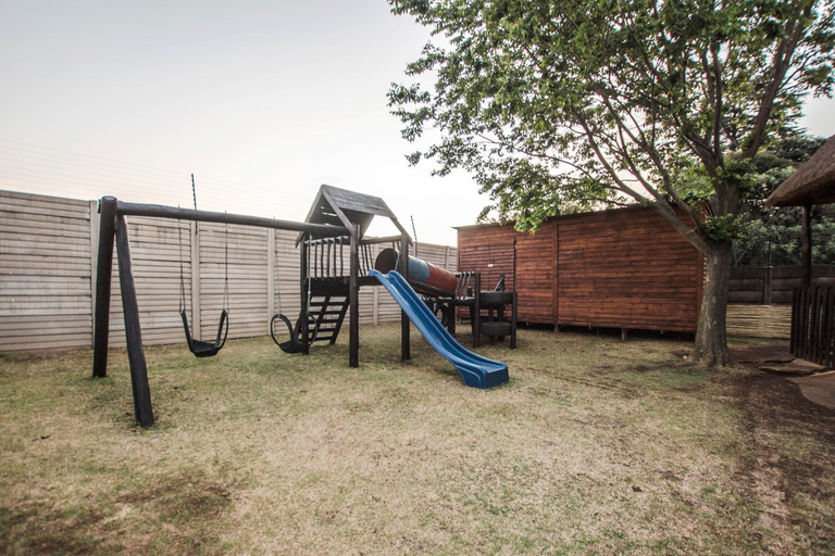 Others 4, The Guest Villa, Ekurhuleni