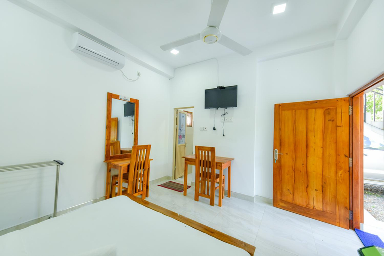 Bedroom 2, Andarawewa Nature Resort, Nochchiyagama