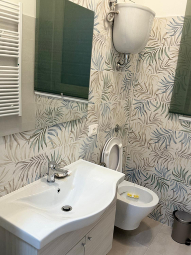 Others 3, B&B-Guest house 'IN PIAZZETTA', L'Aquila