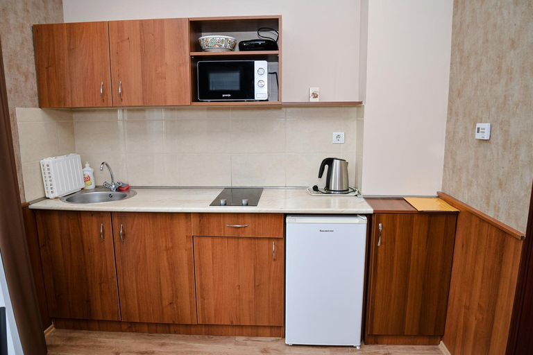 Others 4, Media Panzio es Apartmanhaz, Hajdúszoboszló