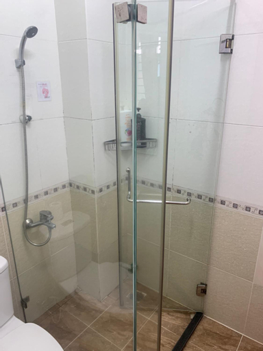 Bathroom 9