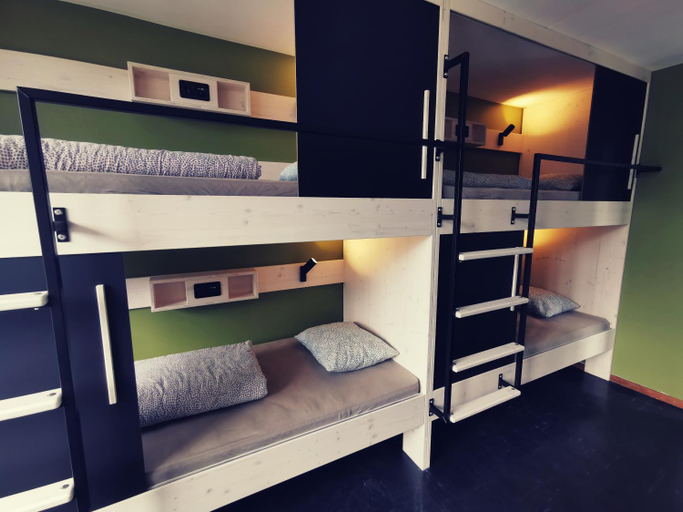 Bedroom 21