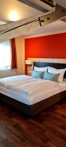 Bedroom 5, Hotel Pflug, Rottweil