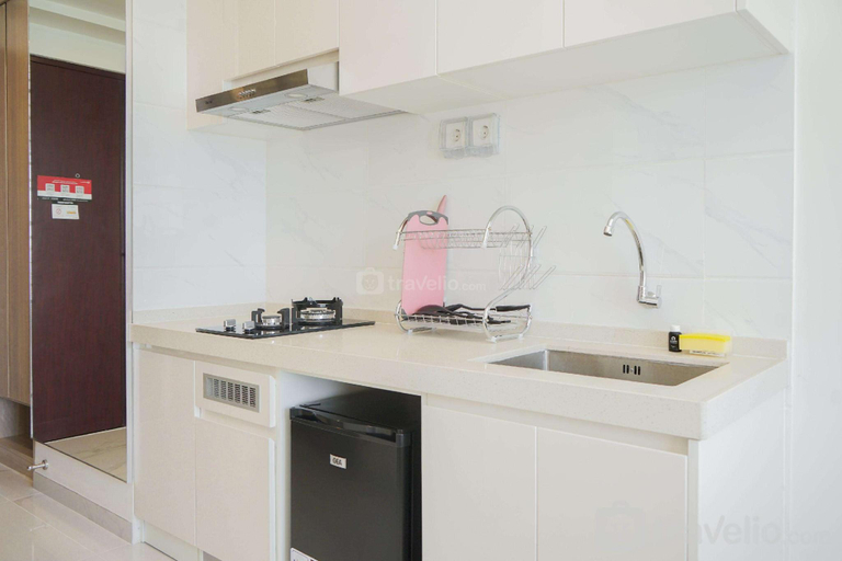 Others 4, Vibrant Elegant Studio Sky House BSD By Travelio, South Tangerang