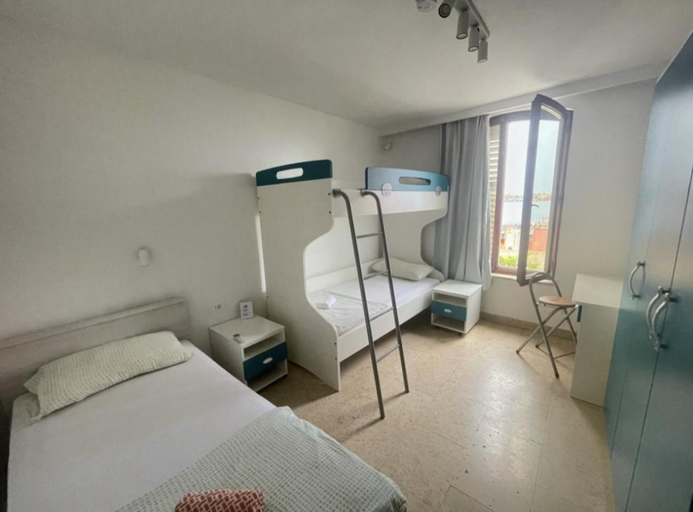 Others 2, Hostel Pipistrelo, Pula