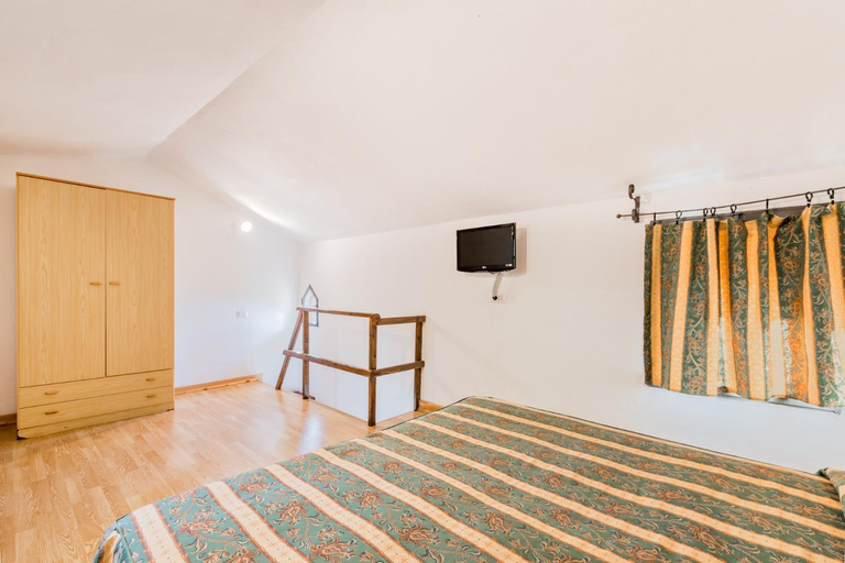 Bedroom 18
