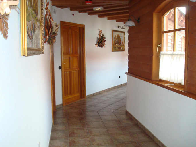 Others 5, Kulacs Csarda Panzio, Eger