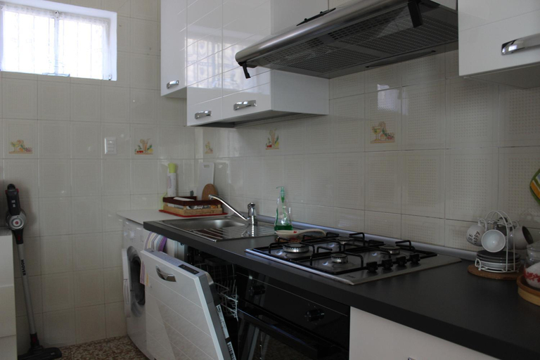 5, Casa Lia, Novara