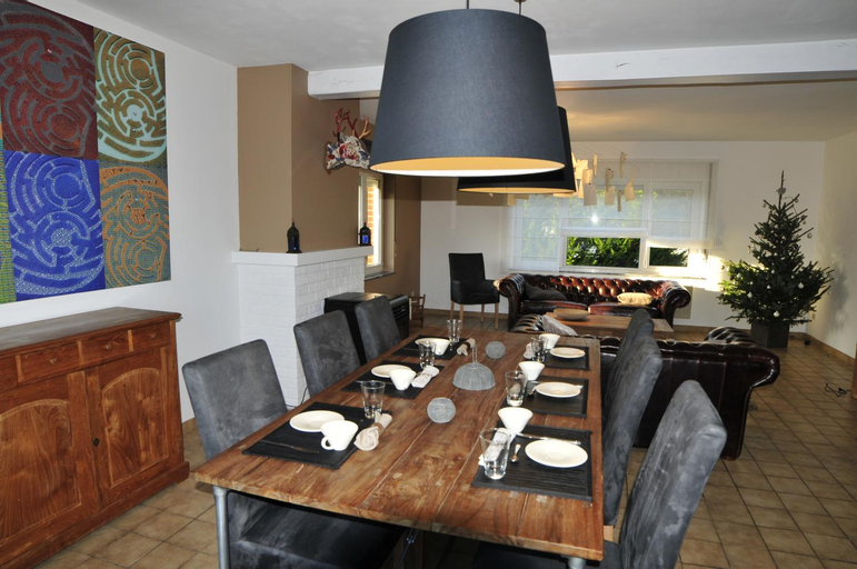 Dining Room 2