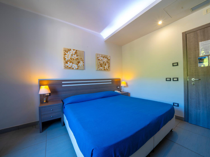 Bedroom 2, Hotel Eden Park Cilento, Salerno