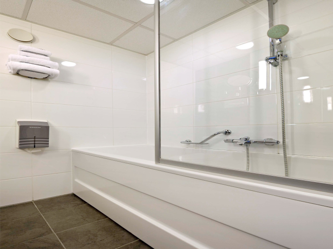 Bathroom 4, Mercure Hotel Zwolle, Zwolle