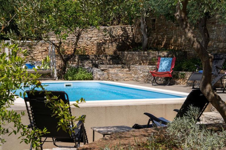Others 3, Family Villa Rosin with Garden&Pool, Milna