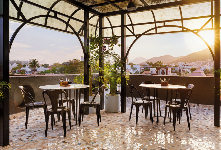 Food & Drinks, The Keys By Unique Choice Hotels, Udaipur