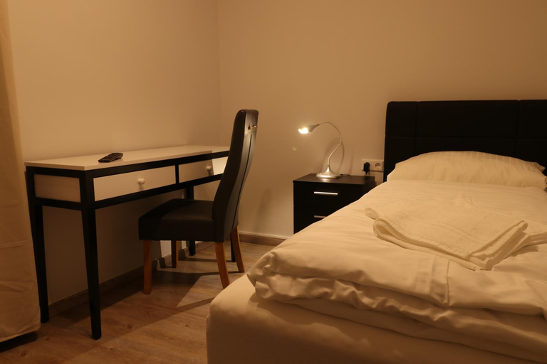 Bedroom 10