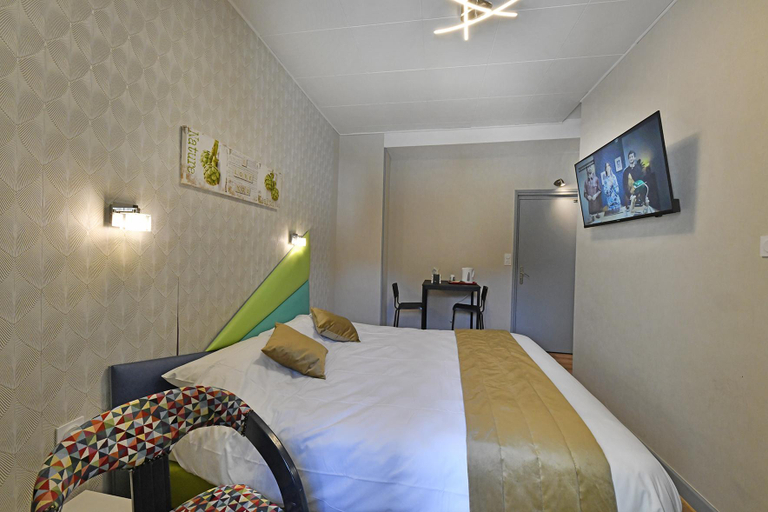 Bedroom 2, Les Portes du Cantal, Cantal
