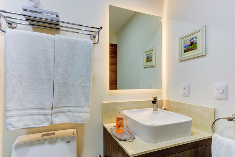 Bathroom 5, El Tigre Golf Resort Quinta San Miguel, Compostela
