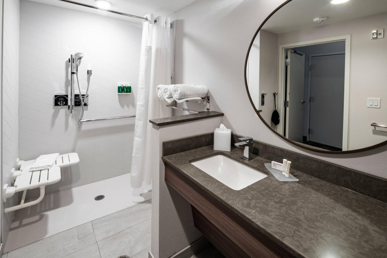 Bathroom 3