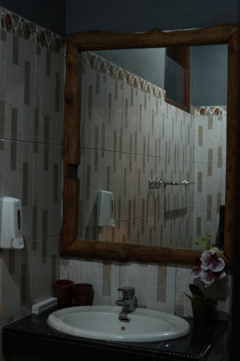 Bathroom 6