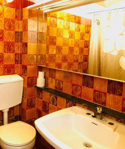 Bathroom 3, Albufeira Jardim by Umbral, Albufeira