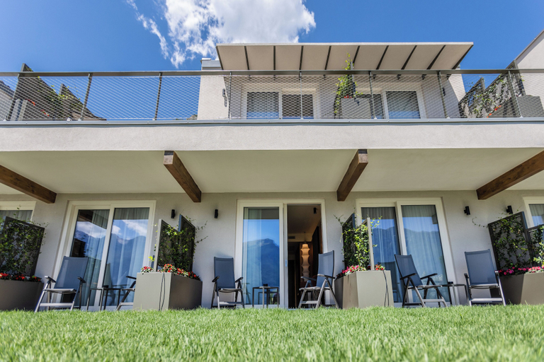Exterior & Views 2, LLAC Living Nature Hotel, Brescia