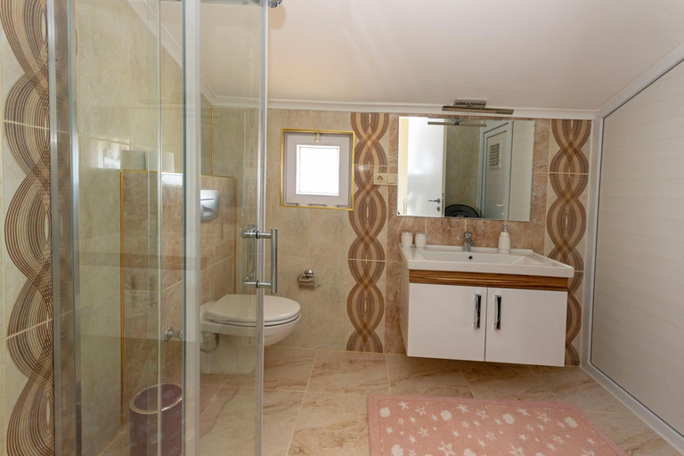Bathroom 4, Paradise Town Villa Beltania, Serik