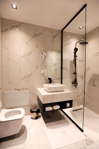 Bathroom 4, Plaza Boutique Hotel, Priština