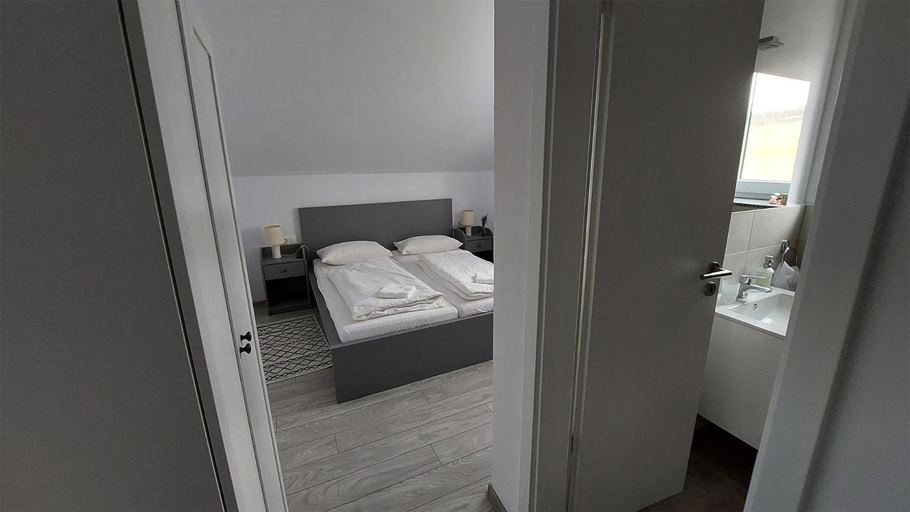 Others 4, Casa Lucas, Avrig