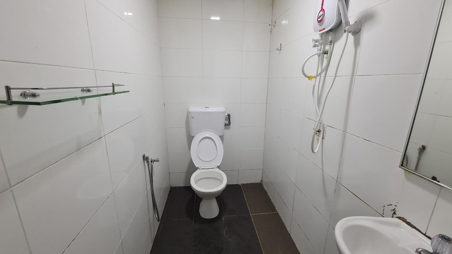 Bathroom 4