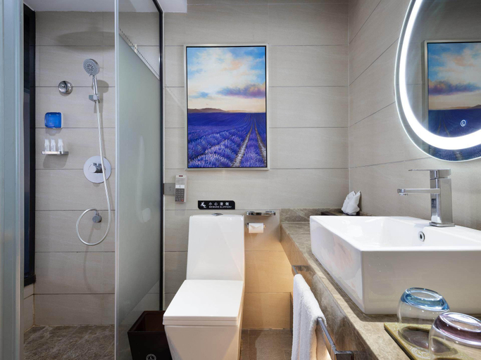 Bathroom 8