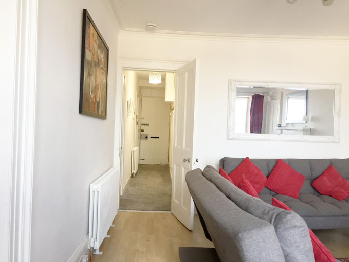 Others 2, Beautiful 2 Bed Serviced Apartment in Dunbar, East Lothian