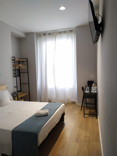 Others 3, Marina Rooms, Madrid