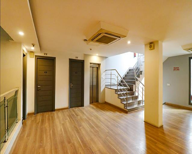 Public Area 3, Fabhotel Majestic Jpm I, Delhi