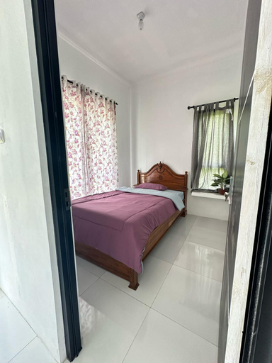 Bedroom 1, Abimanyu Guesthouse, Sumedang