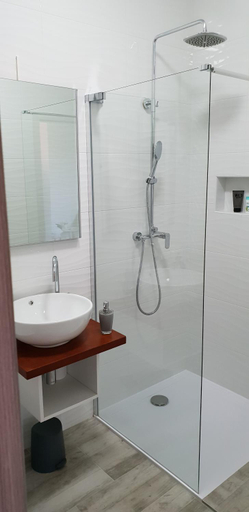 Others 5, KE-TO Zagreb Airport Rooms, Velika Gorica
