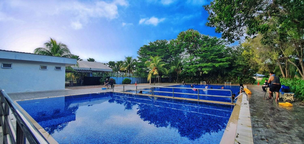 Swimming Pool 14