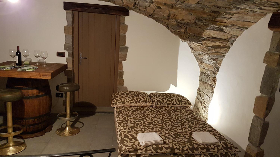 Others 4, Wine cellar room, Vipava