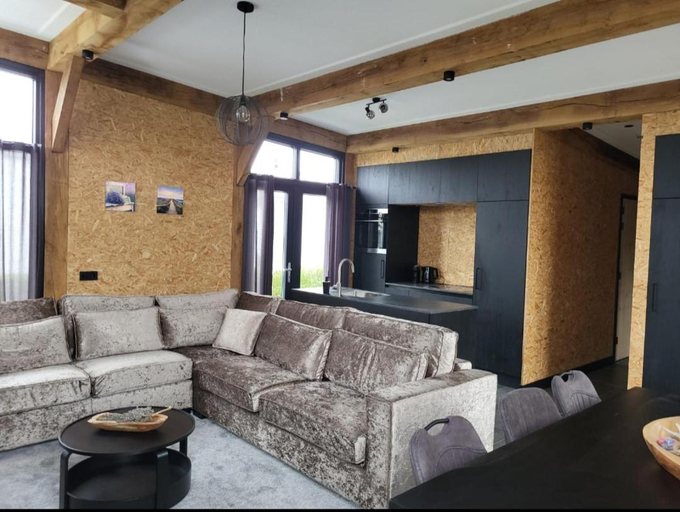 2, Chalet Houtrust, Tholen